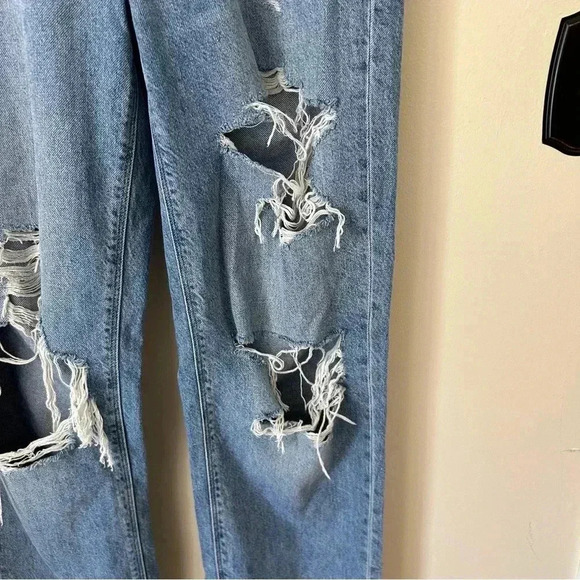 American Eagle 90's Straight Jean Size 8 - Picture 4 of 8